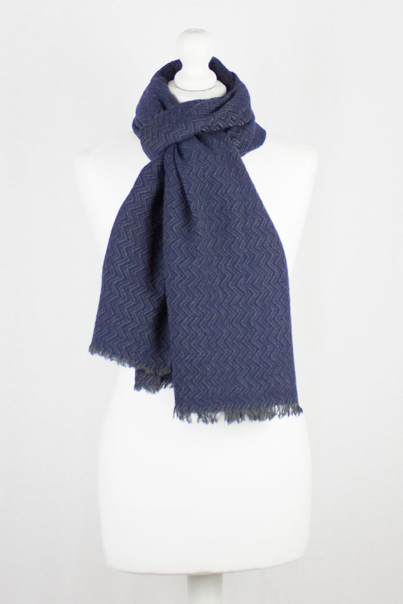 Novelty Chevron Weave Two Tone Merino Wool Scarf - Navy Grey