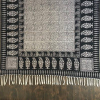 Floral Jaal & Paisley Hand-block Print Rug - White Black
